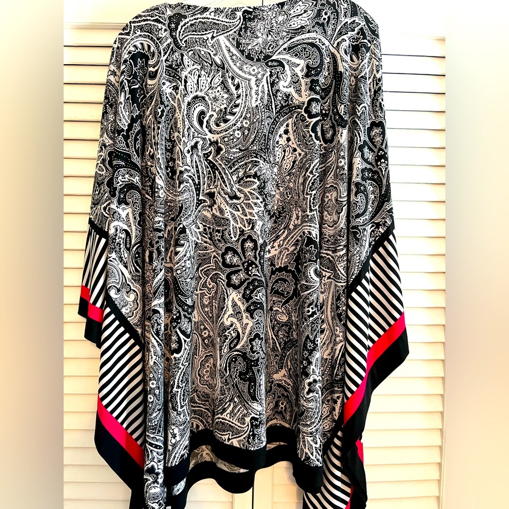 Susan Graver Nice cover up. 2XL